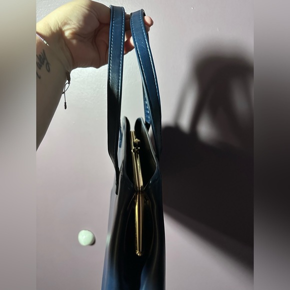 Elegant Blue Vintage Handbag - Picture 10 of 10